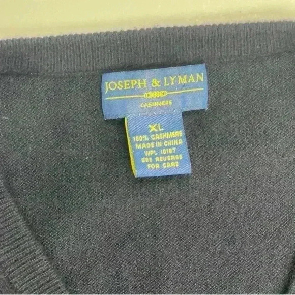 Joseph & Lyman Mens Cashmere Sweaters Vests Sz X- Large Navy Blue V-Neck - Picture 4 of 6